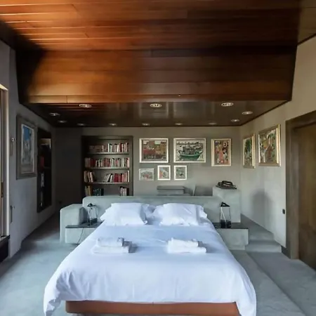 Chalet Casakubrick En La Montana